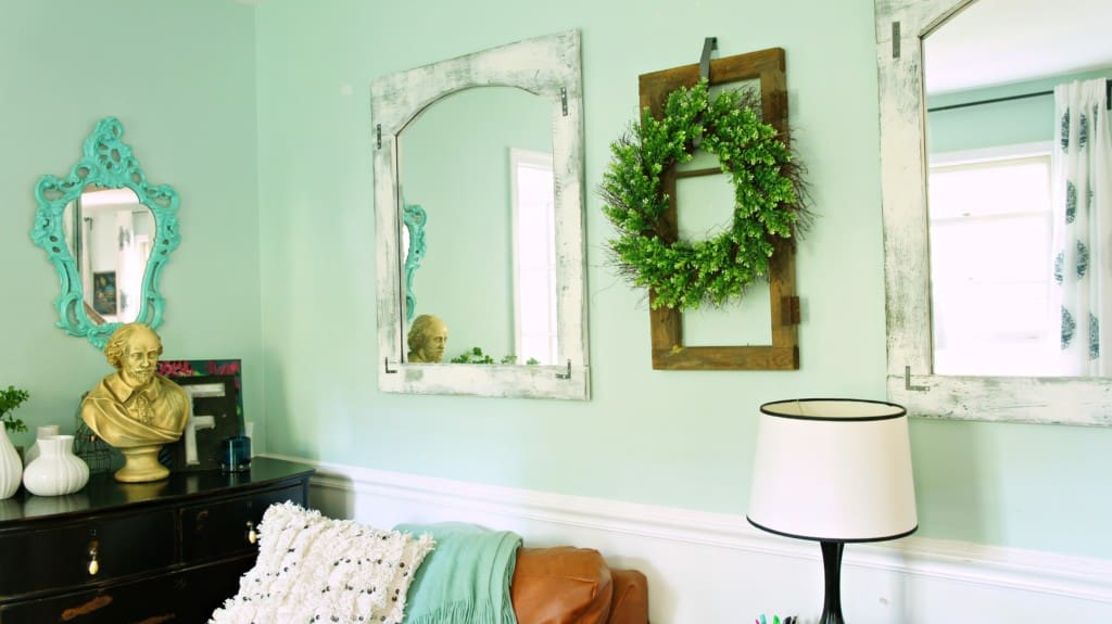 mirror frames in living room