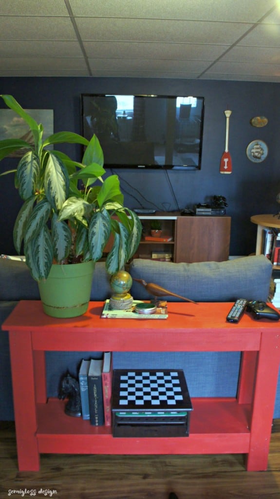 make a simple table (red sofa table)