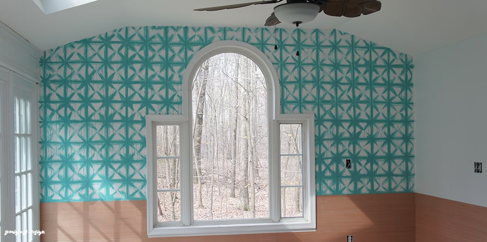 ORC: Painted Shibori Walls in the Tropical Sunroom