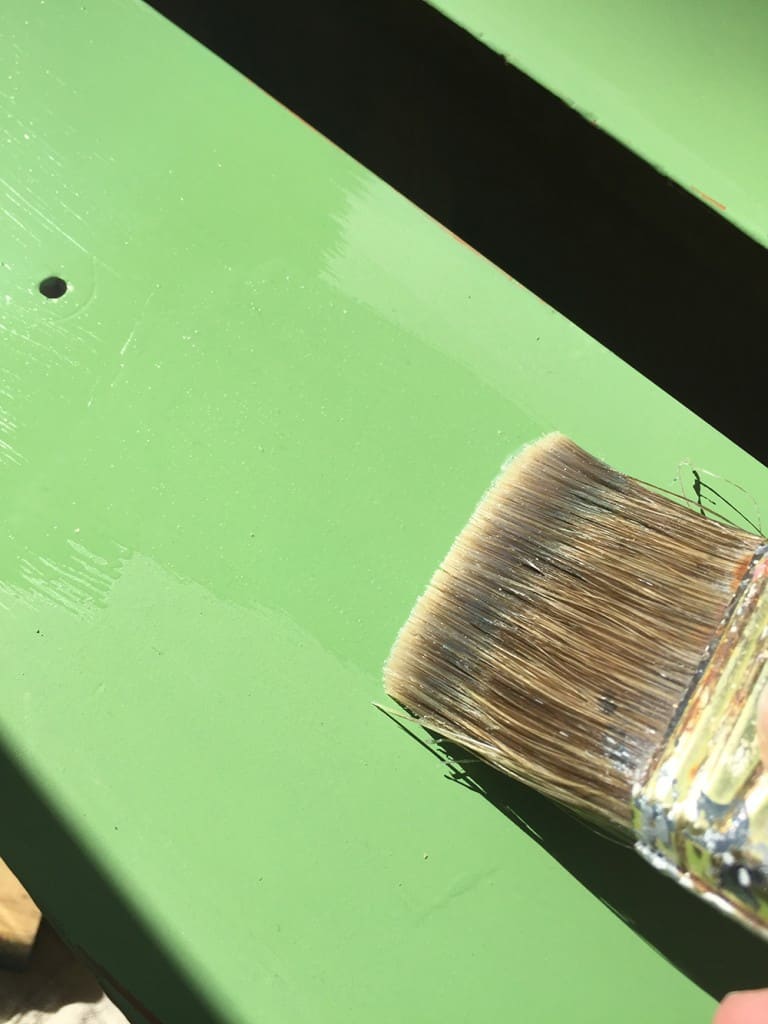 This dresser makeover features Country Chic Paint in Rustic Green. #paintedfurniture #countrychicpaint 