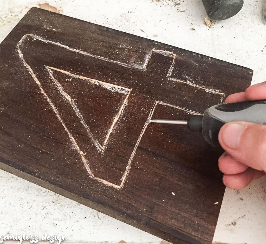 carve outside of traced number