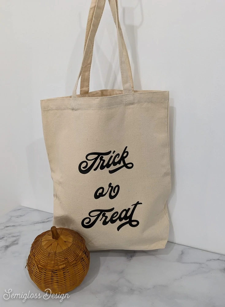 Halloween trick or treat bag