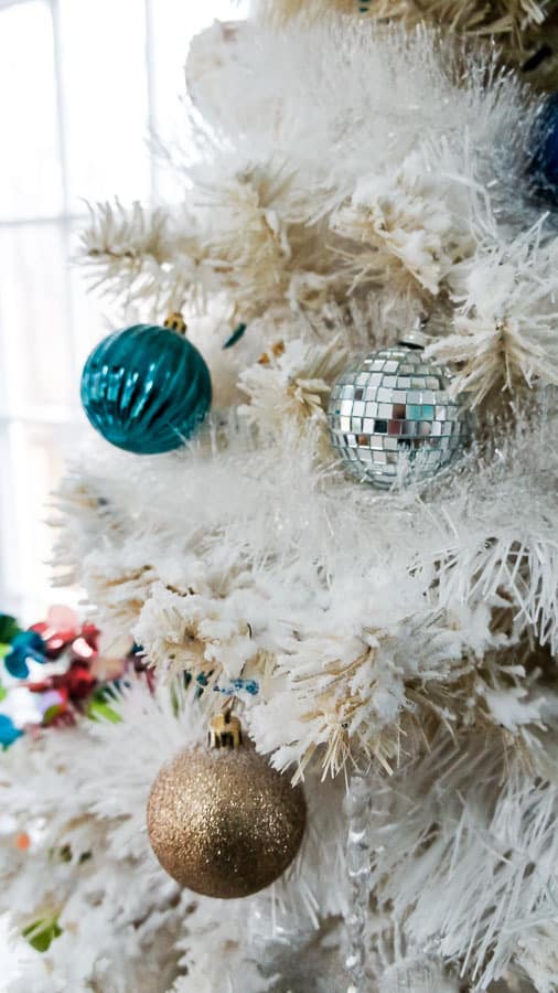 DIY Flocked Christmas Tree: Saving a Yellowed White Christmas Tree