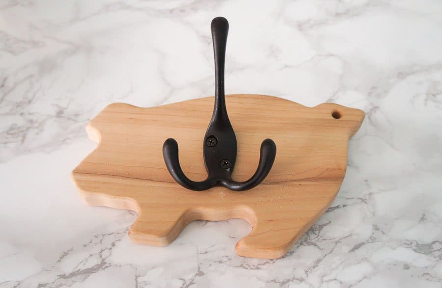 pig cutting board with hook to make diy key holder