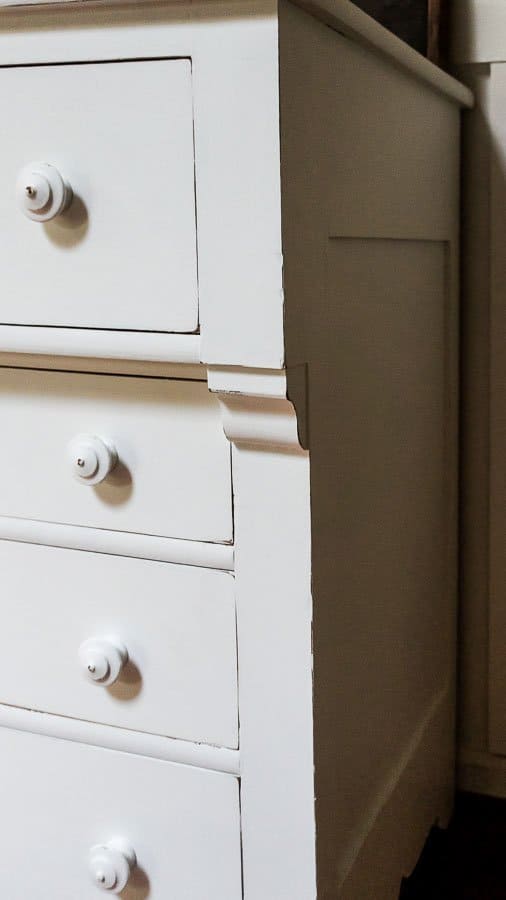 How To Paint Furniture White Without Bleed Through