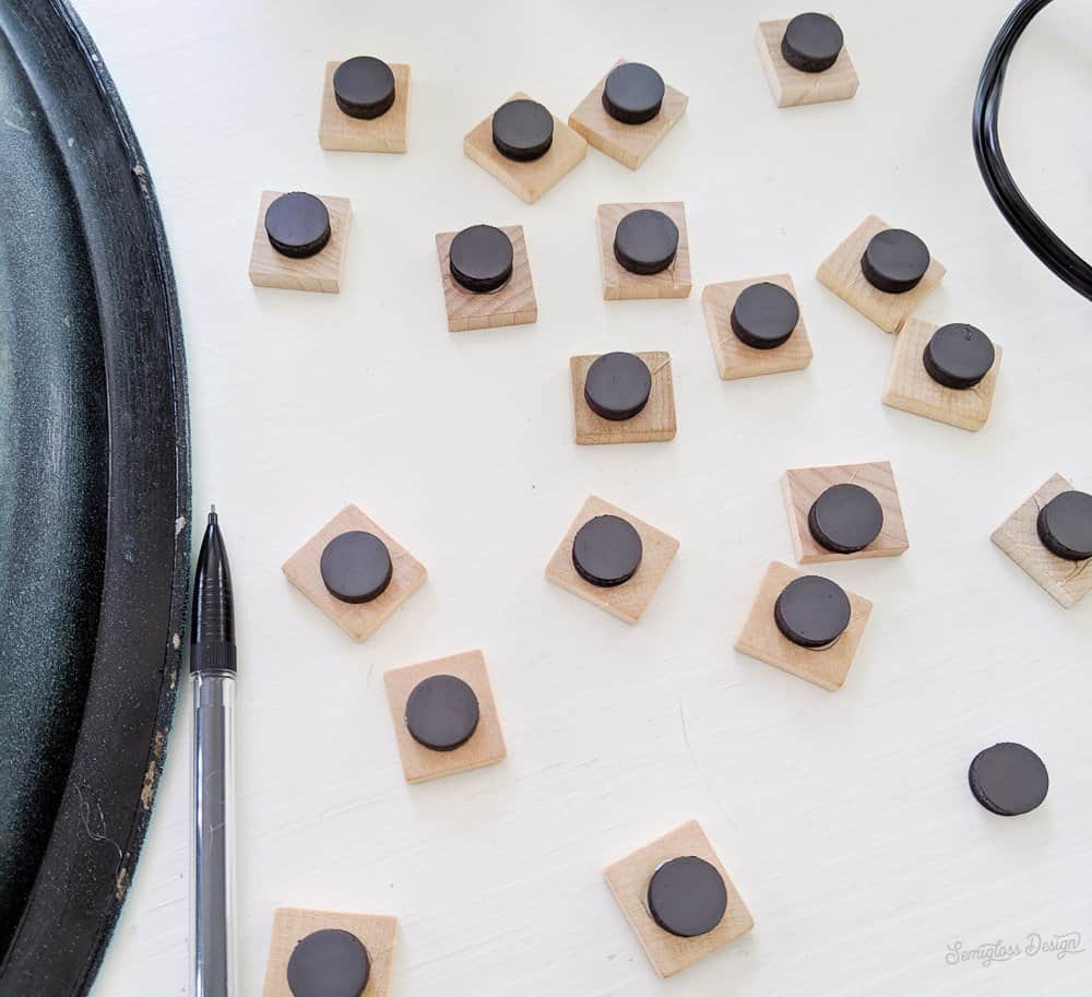 scrabble tile magnets 