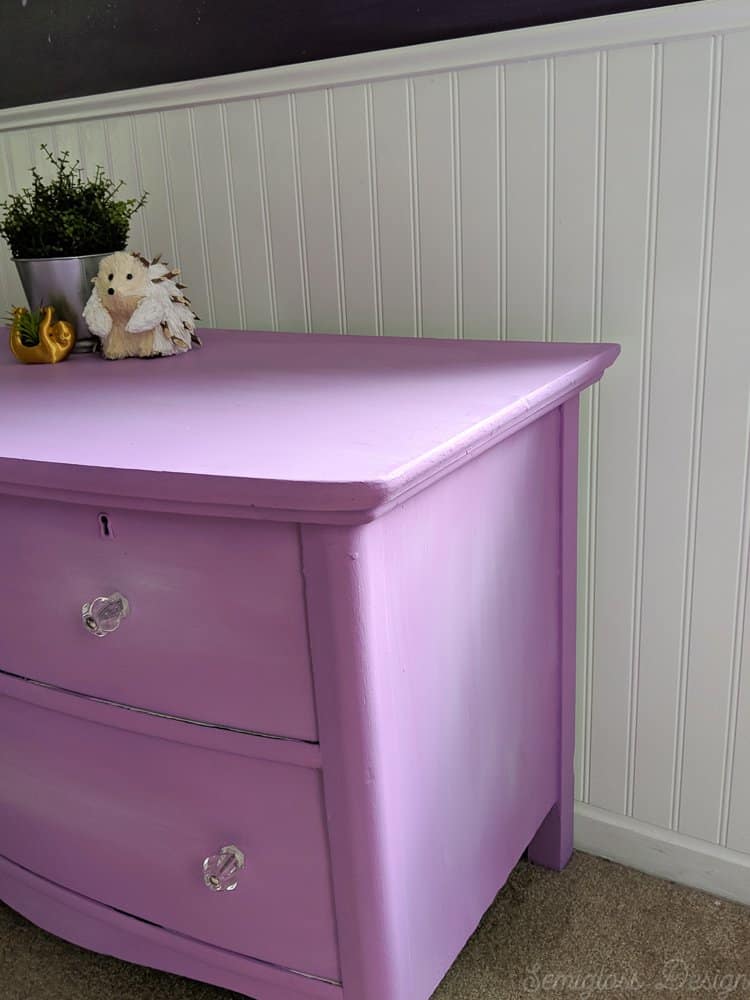 details of lavender dresser