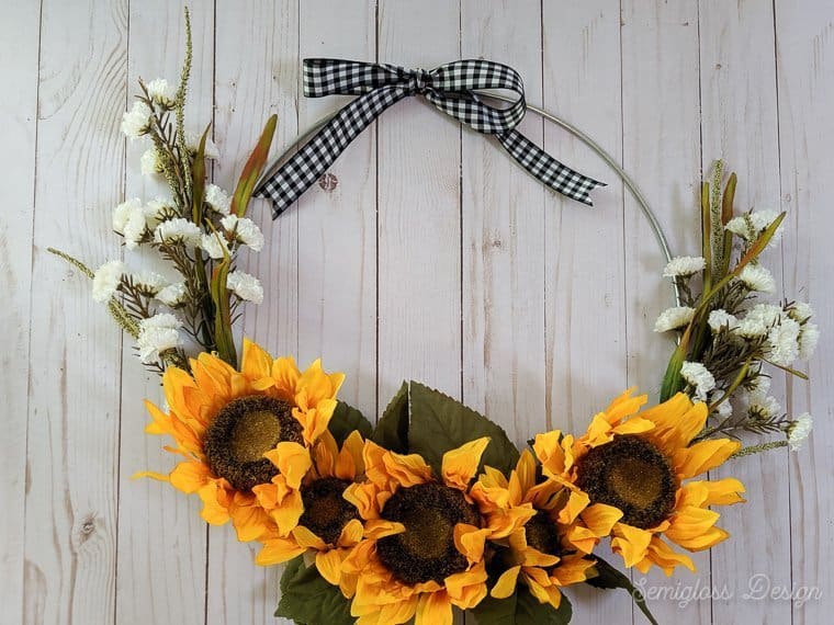 DIY Sunflower Wreath for Fall