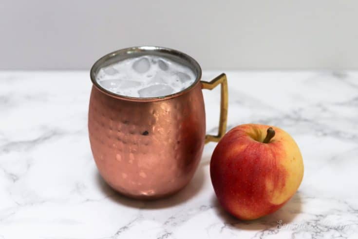 moscow mule and apple