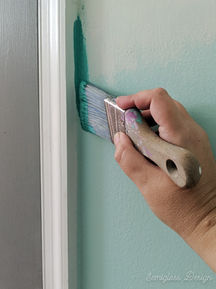 Complete Guide for Buying Best Brushes for Painting Walls