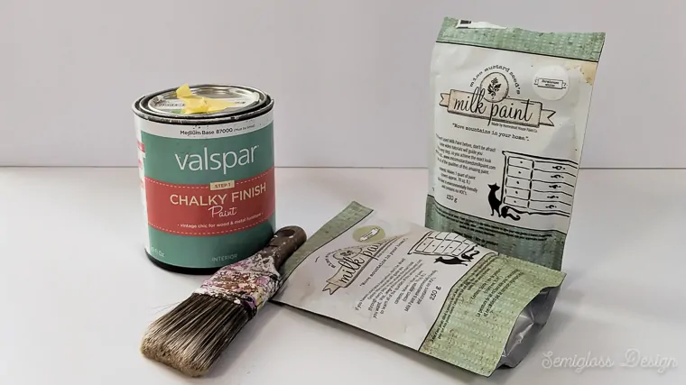 milk paint and chalk paint