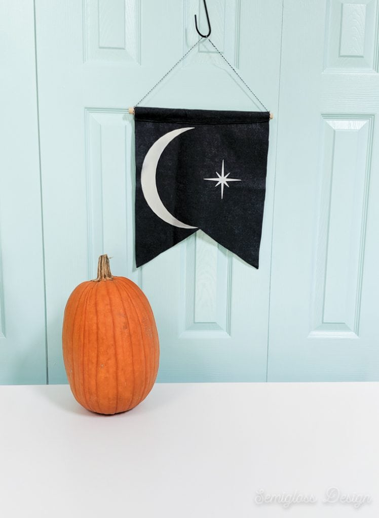 moon banner for halloween with pumpkin