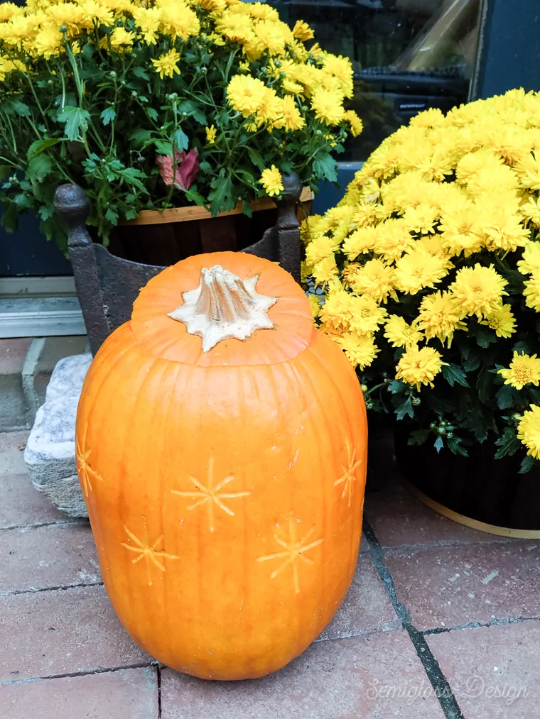 finished retro pumpkin