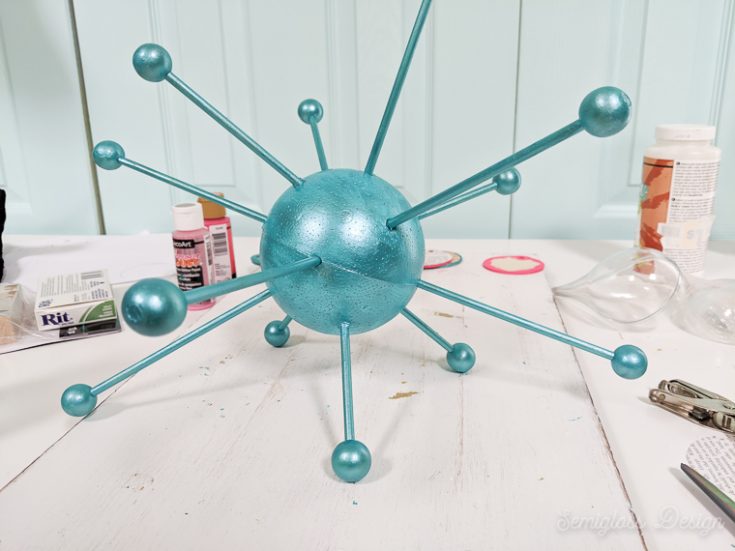 Easy to Make Retro Christmas Tree Topper Semigloss Design