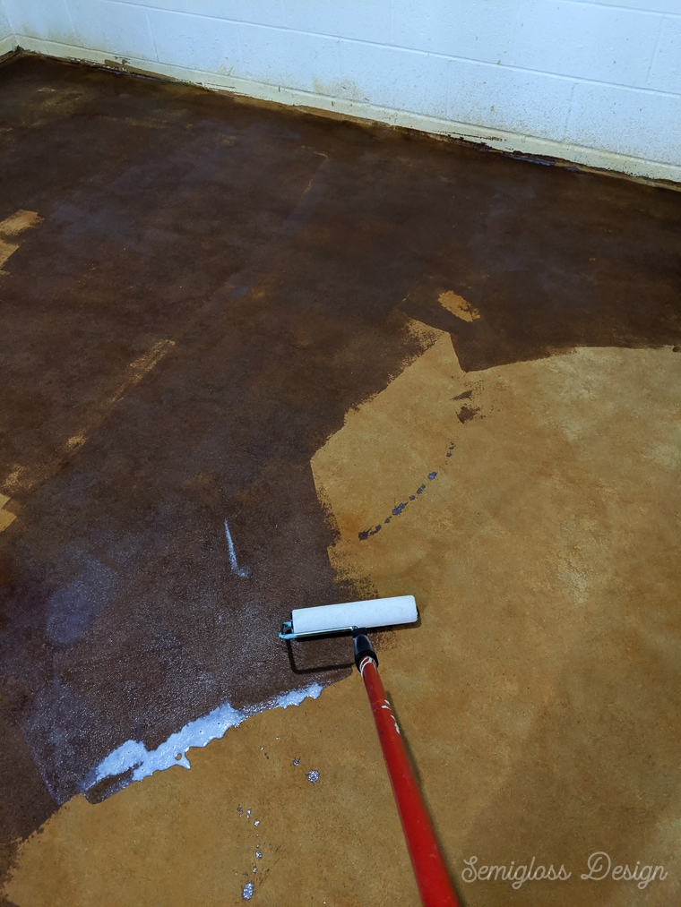 rolling concrete sealer over concrete stain