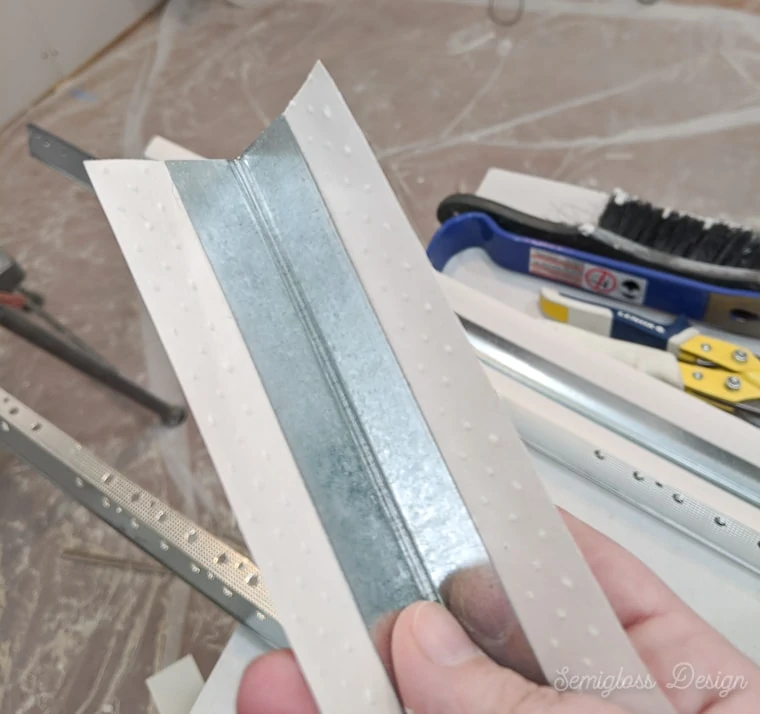 metal corners with paper for drywall