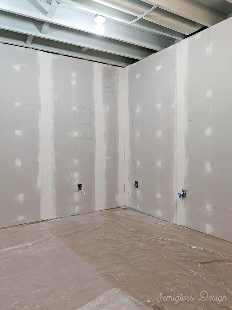 Mud And Tape Drywall