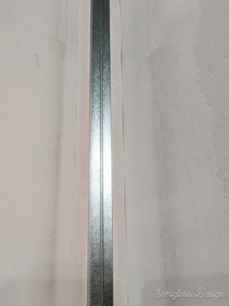 using a metal edge for corners