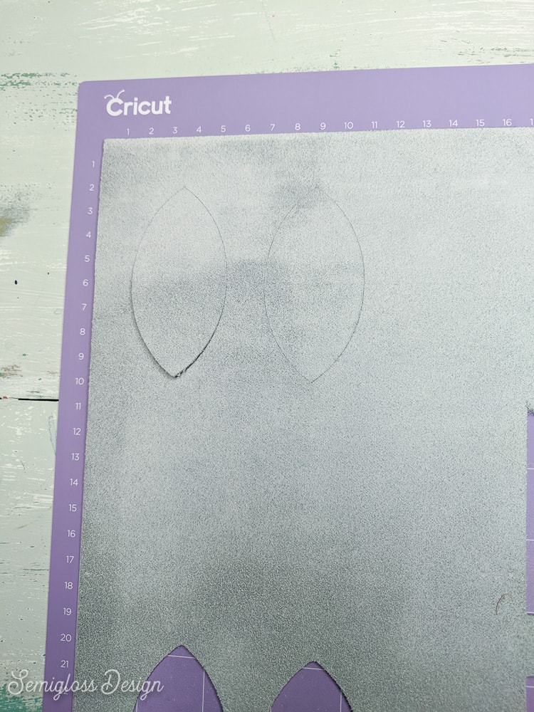 leather on cricut mat