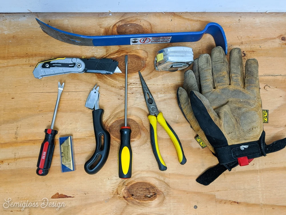 tools for removing carpet