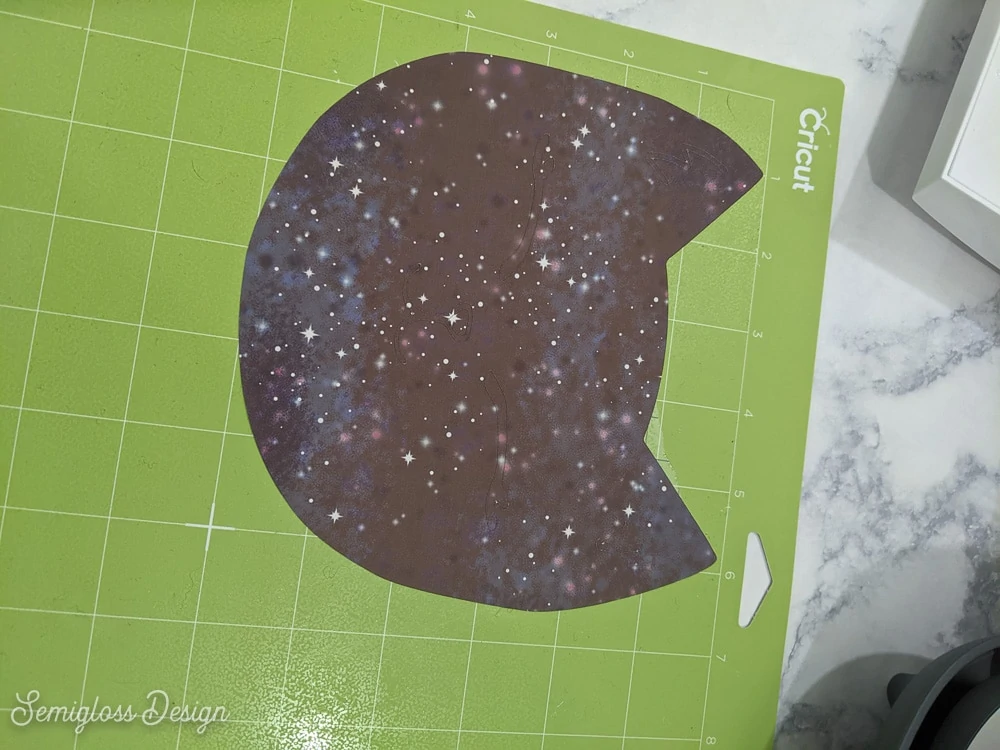 cat shape on cricut mat