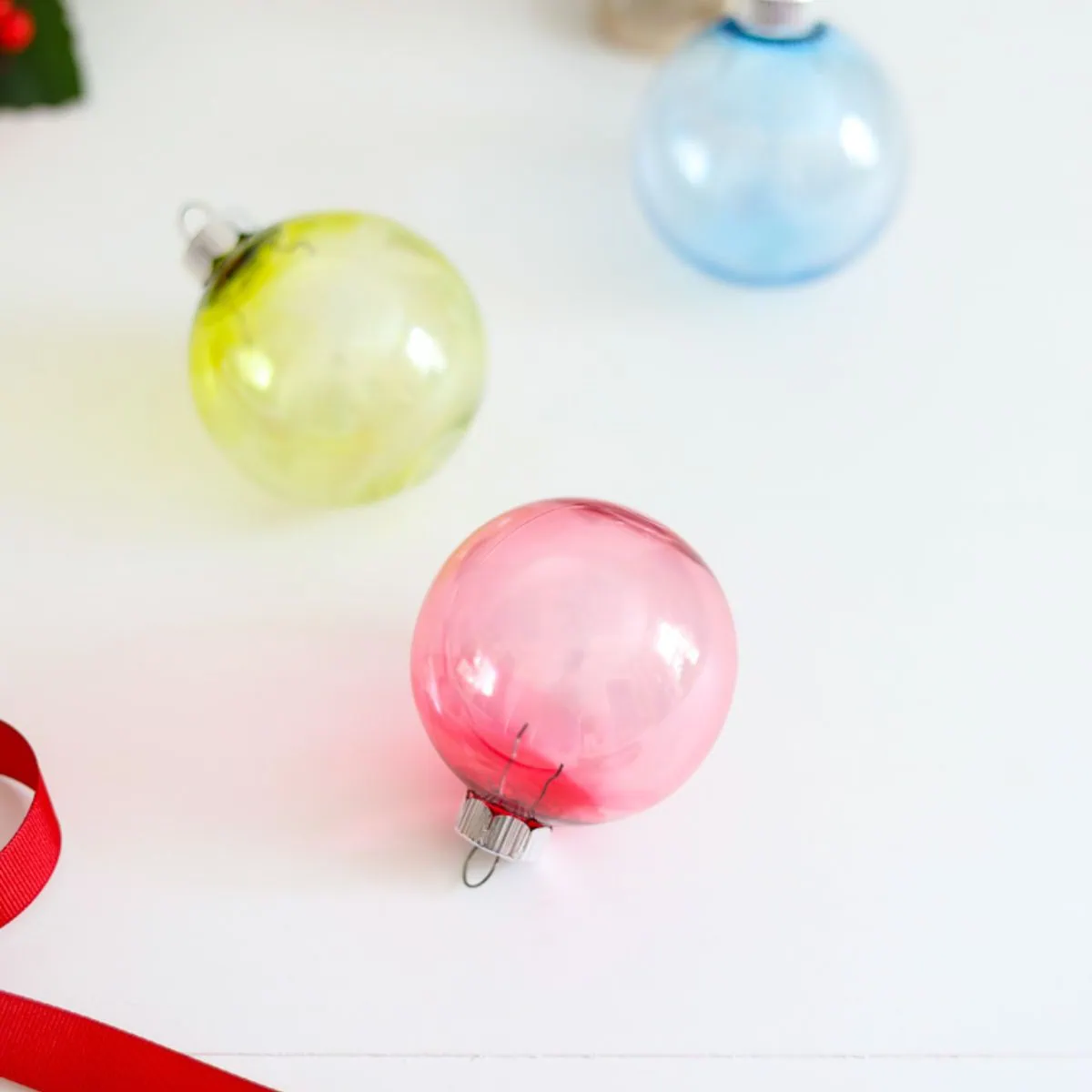 How to Make Alcohol Ink Ornaments