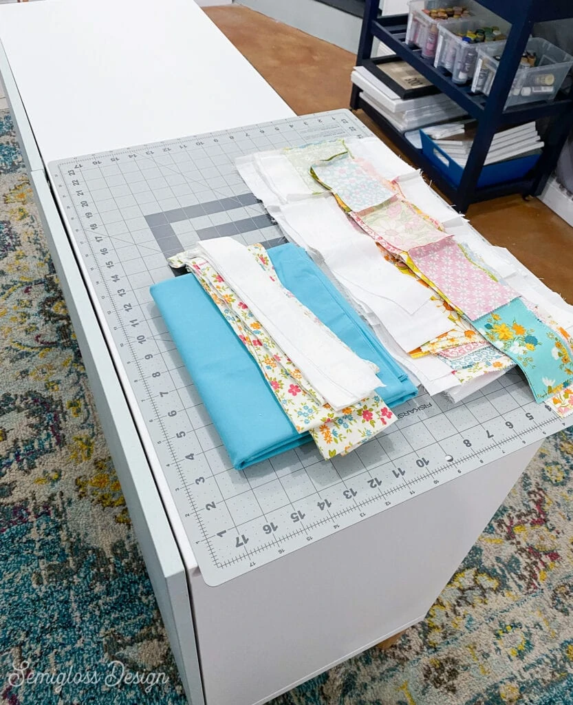 quilting fabric on cutting mat