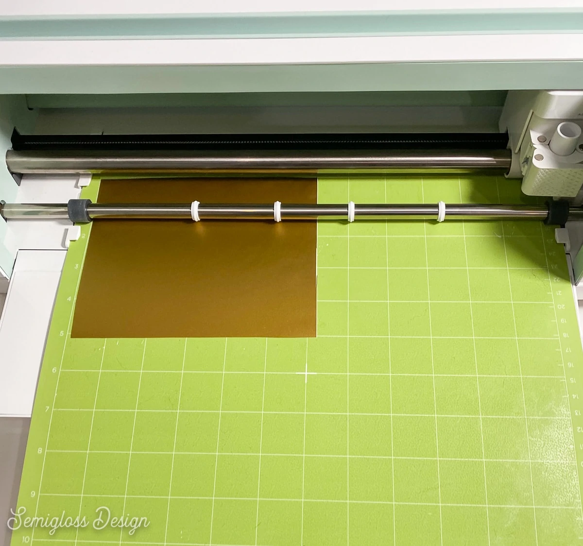 cricut maker cutting gold vinyl