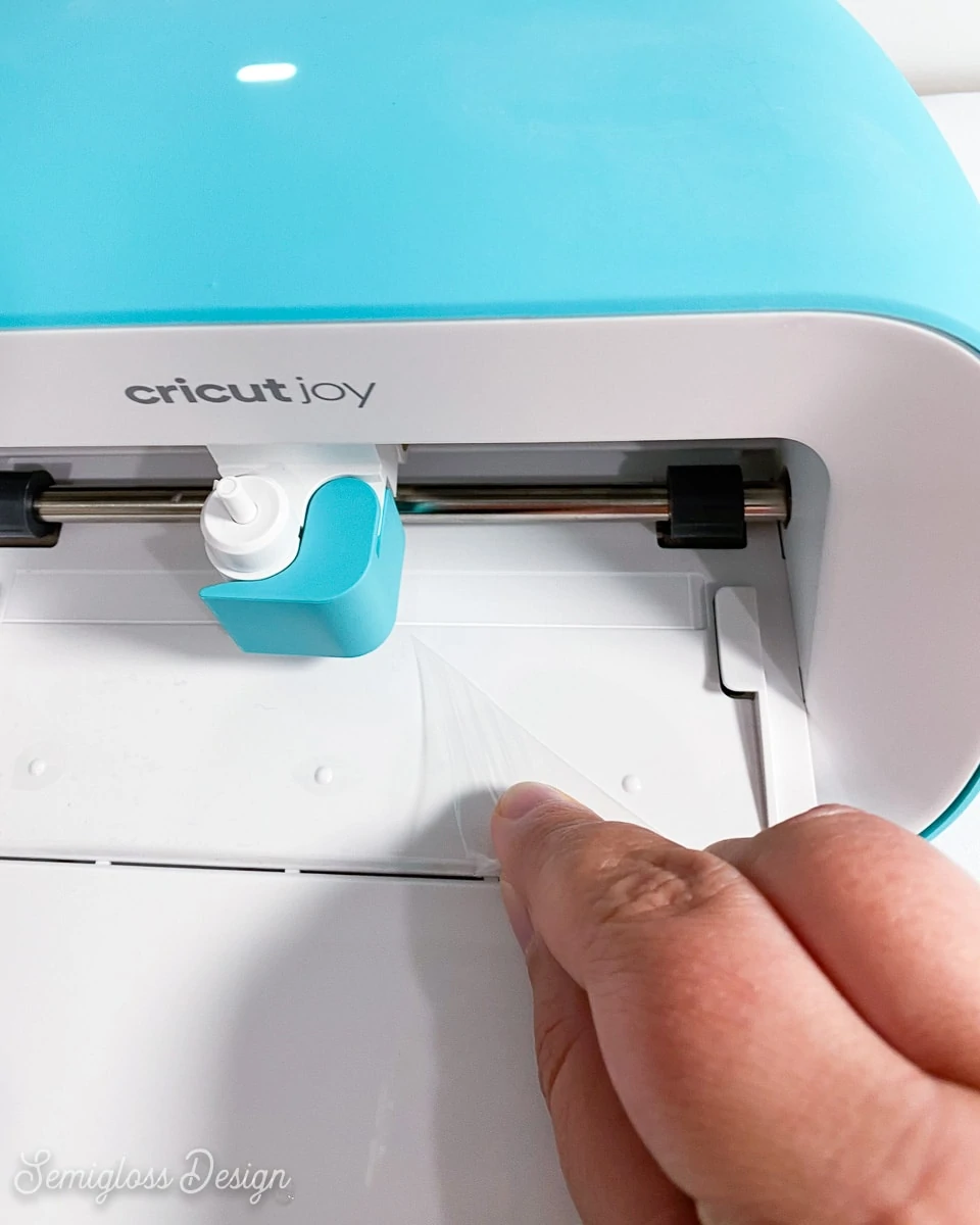 removing clear sticker on cricut joy