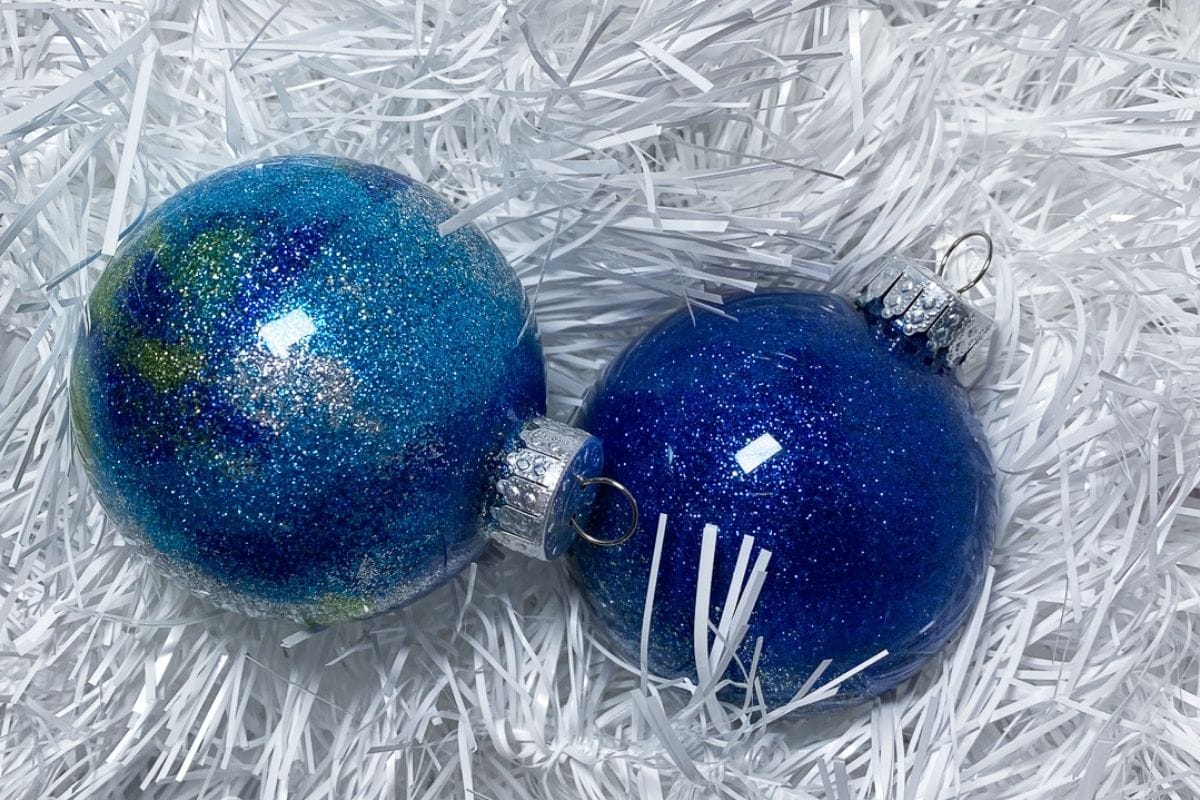 DIY Glitter Ornaments for Christmas