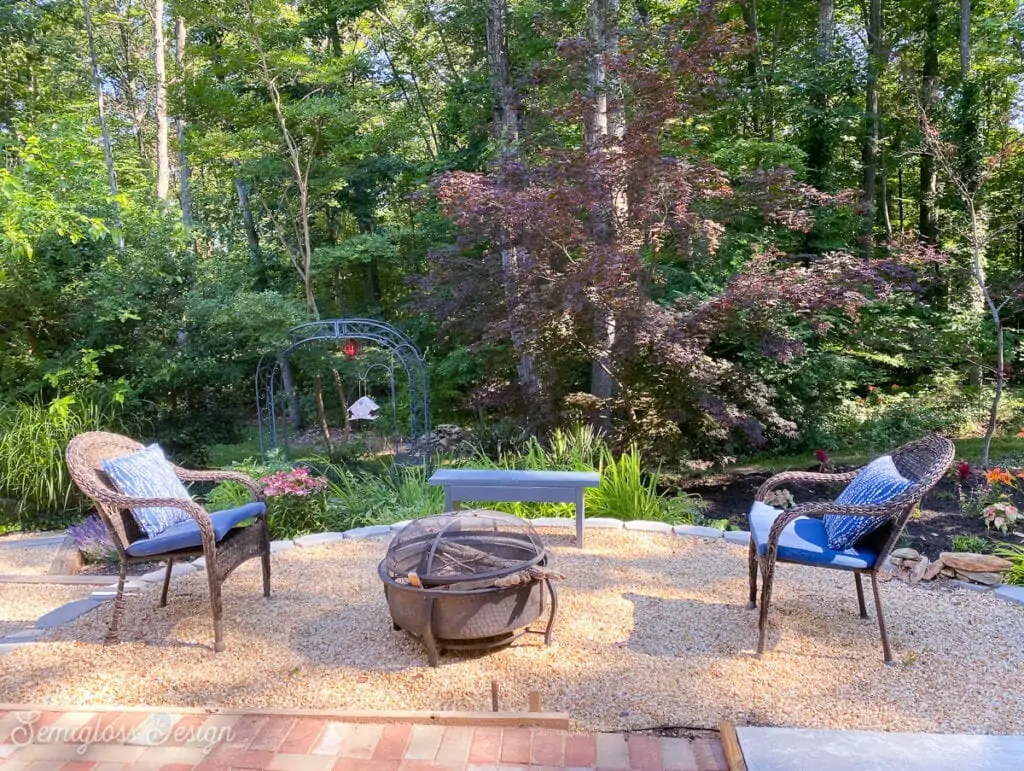 patio area with firepit