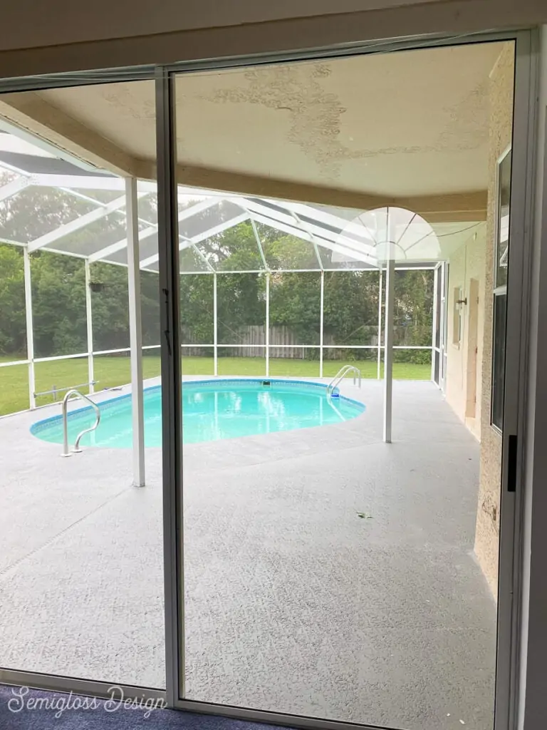 screened in pool area