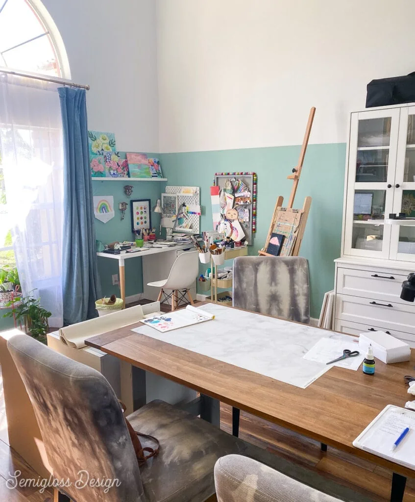 messy art area