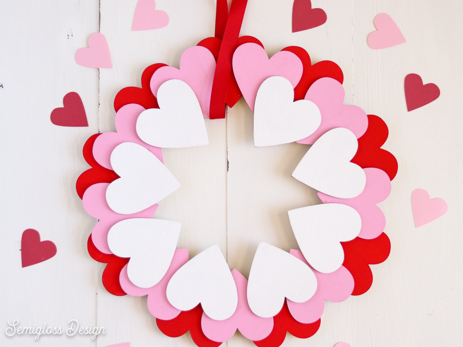 Easy to Make Wood Heart Wreath for Valentine's Day - Semigloss Design