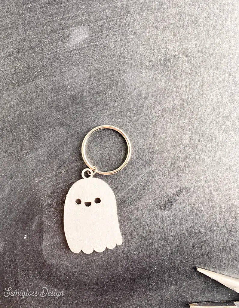 laser cut wooden ghost keychain