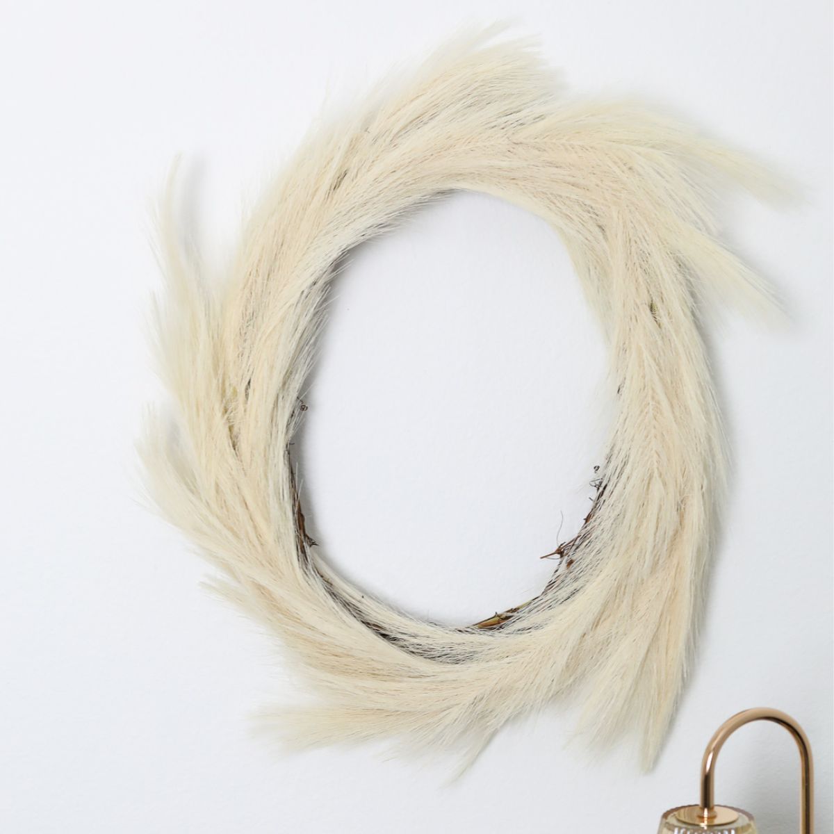 Easy to Make DIY Pampas Grass Wreath