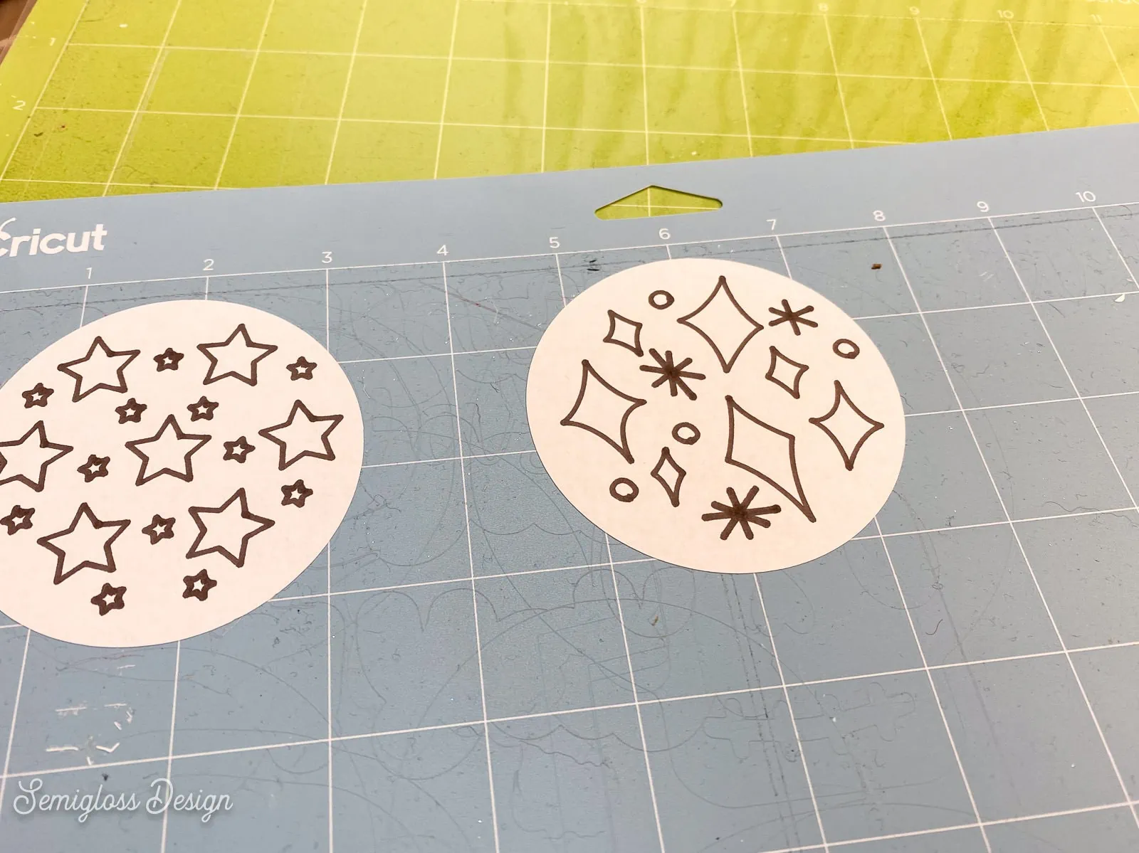 star and sparkle design cut on cricut mat