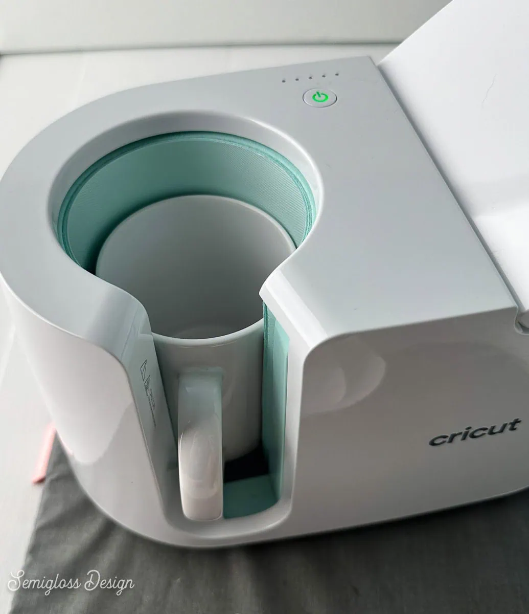 mug in cricut mug press