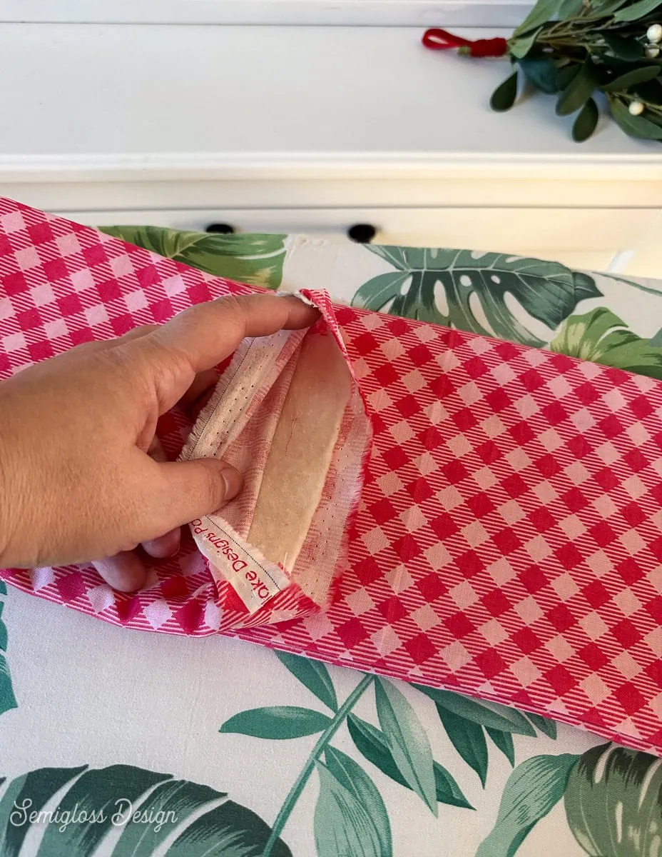 placing batting inside bow topper