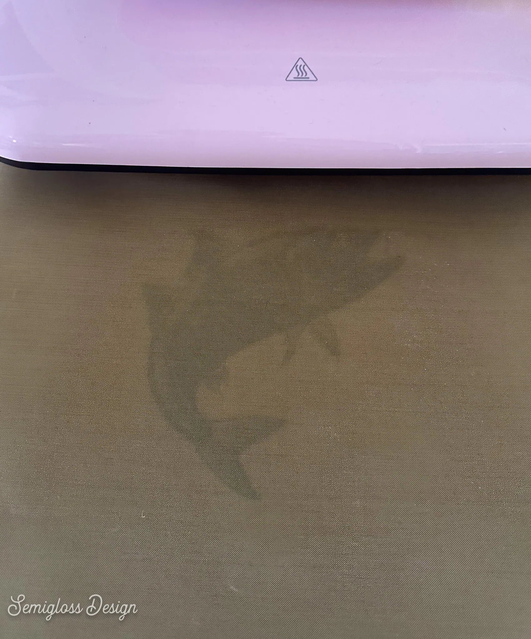 teflon sheet over fish shirt in heat press
